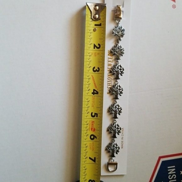 Tree of Life Branched Magnetic Bracelet - Picture 4 of 4